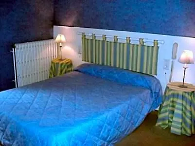 Hotel Aux Portes De Conques 2*