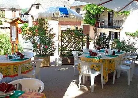 Hotel Aux Portes De Conques