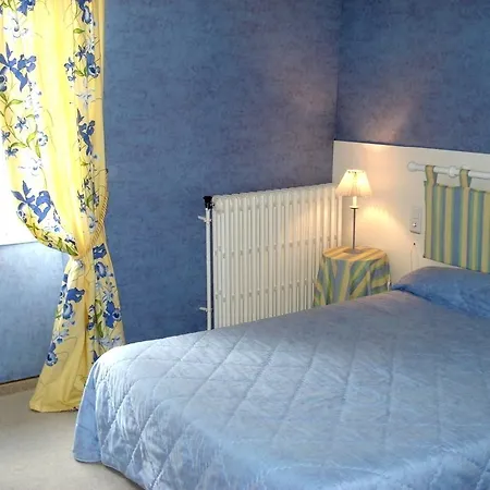 Aux Portes De Conques Hotel 2*